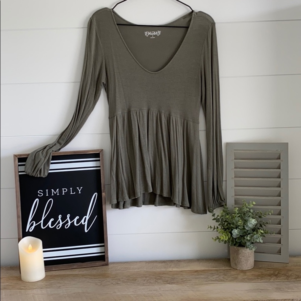 Mudd Brand Olive Green Long Sleeve Casual Top